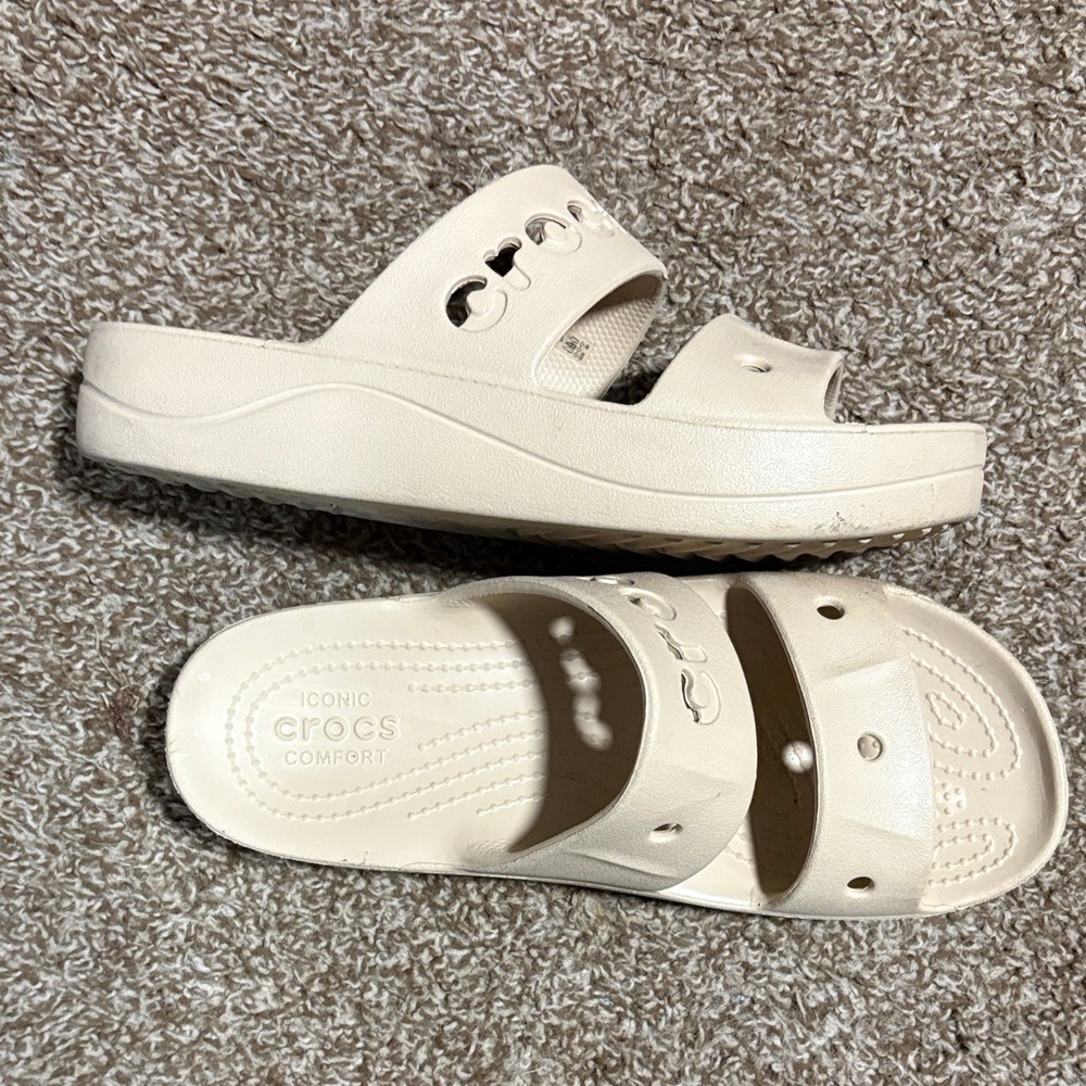 CROCS Women's Cream Mules